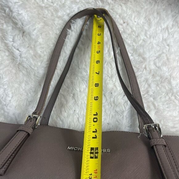 Michael Kors Jet Set Safiano Gray leather tote Silver tone hardwares & l… - Picture 11 of 16